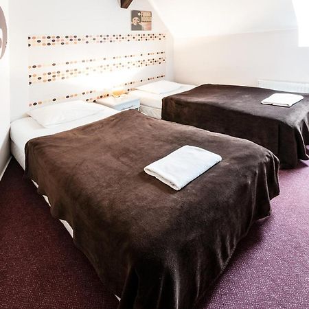 Hostel Melody Stary Rynek Posen Exterior foto
